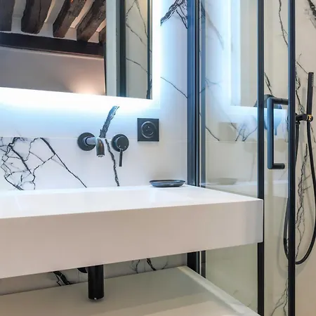 Relaxing Urban Getaway, Notre Dame شقة